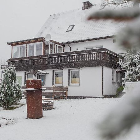Gemuetliches Ferienhaus Winterberg Bagian luar foto